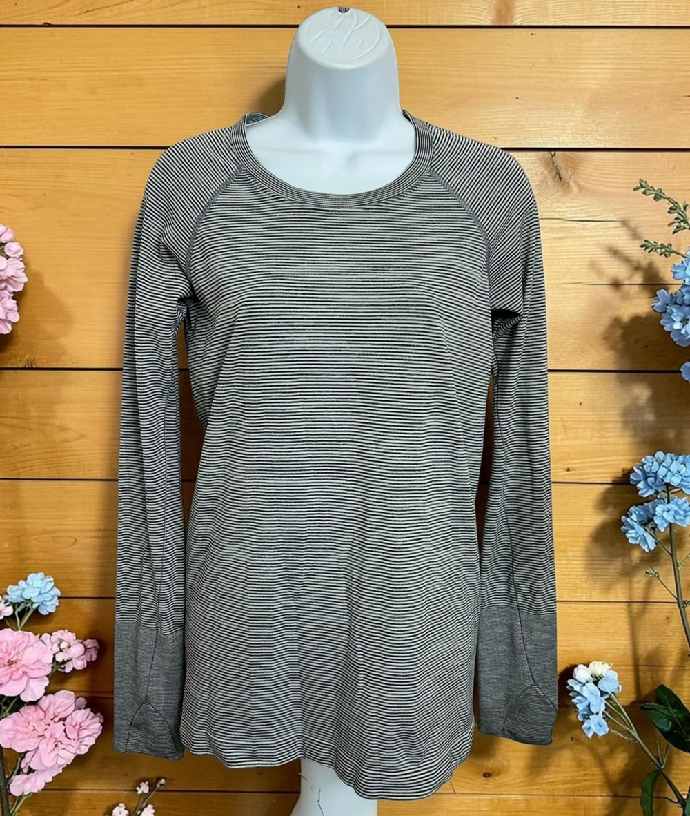 Lululemon Swiftly Tech Long Sleeve Women’s Sz 8 Gray Stripe Thumbholes Running